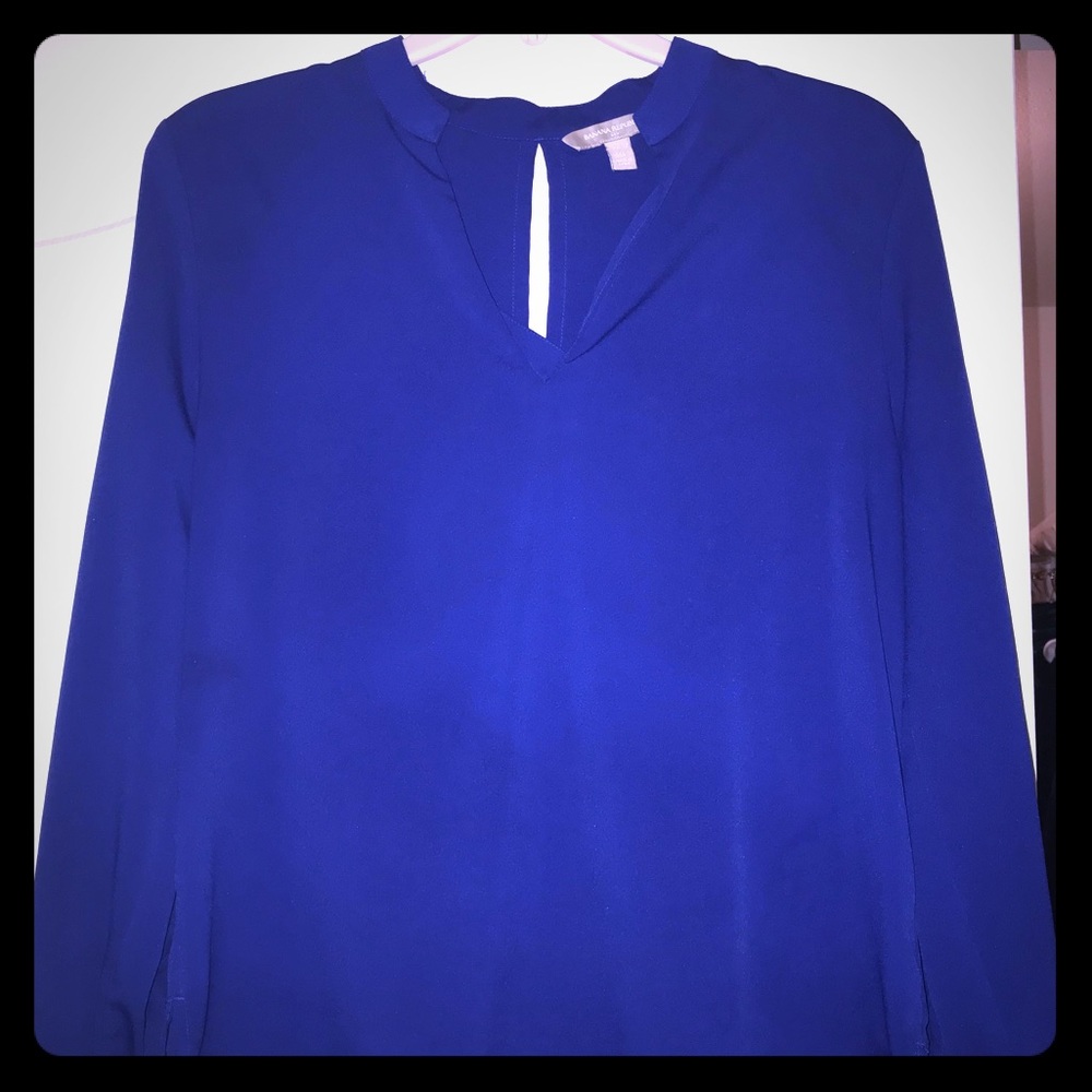 Size 12 Blue Banana Republic blouse